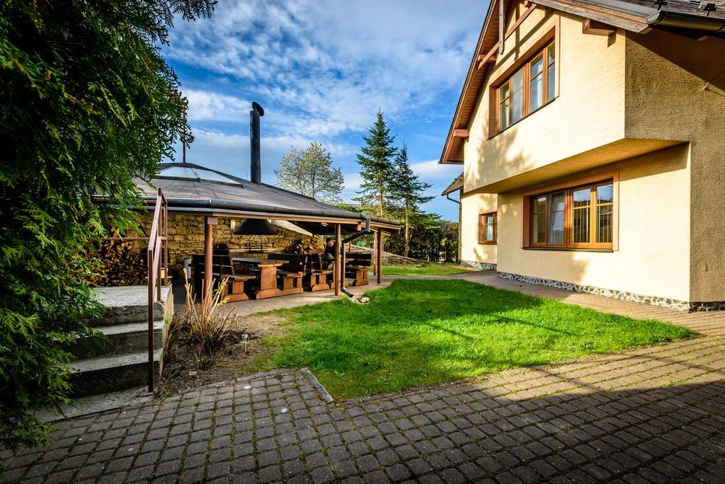 Vila Michal Bešeňová Extérieur photo