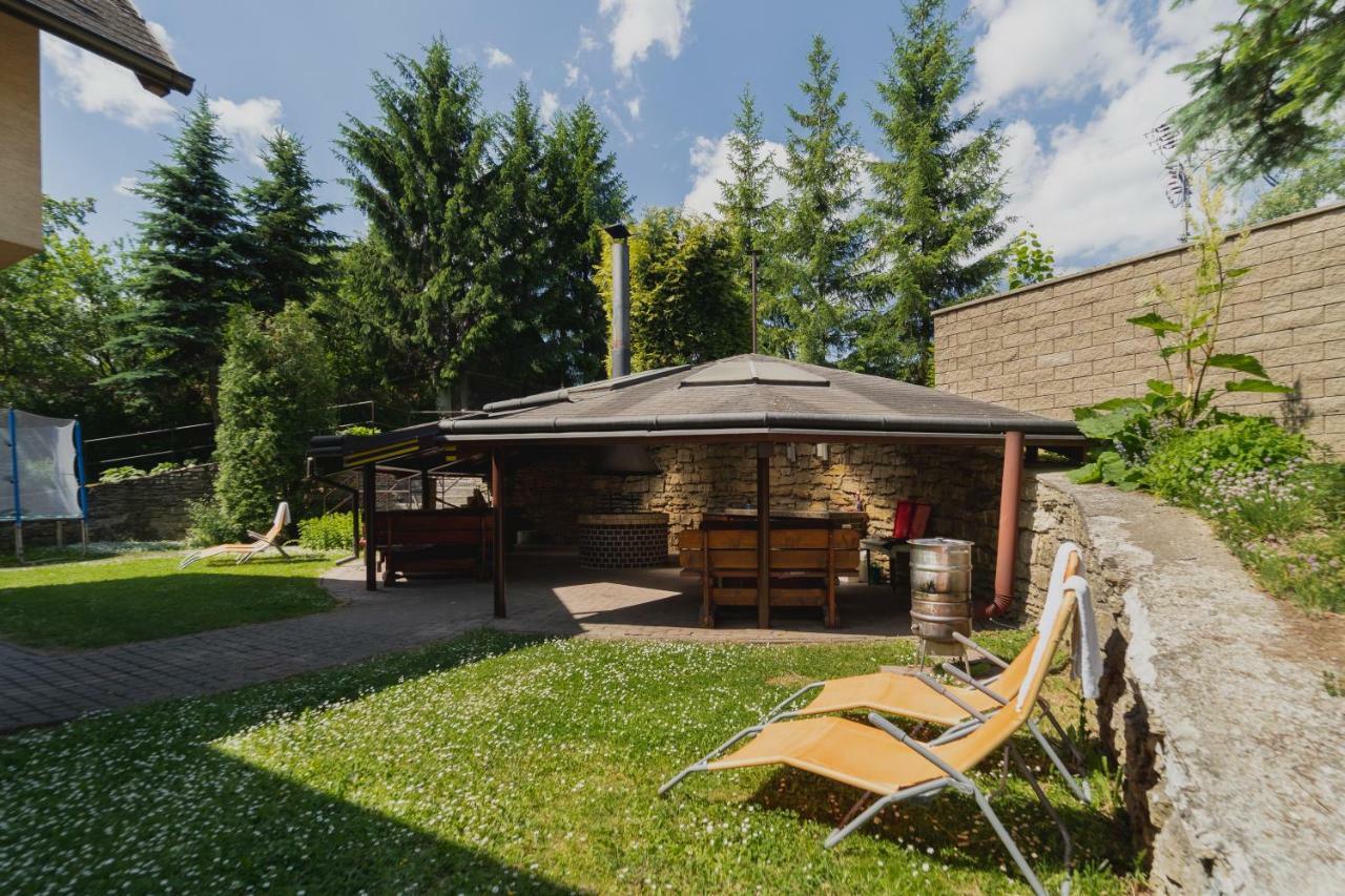 Vila Michal Bešeňová Extérieur photo